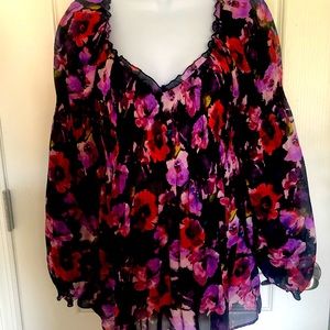 SunnyLeigh LS flowy floral blouse